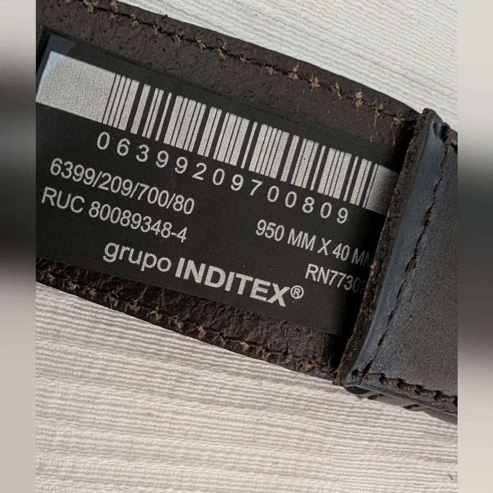 NWT Zara  100% Leather Dark Brown Belt with Gold Buckle Woman's
